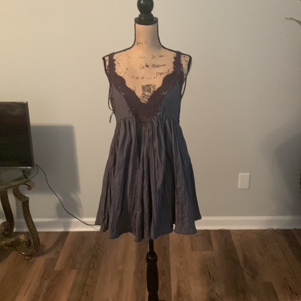 Free People dress size small color gray